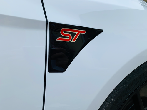 Focus Mk3 Mk3.5 ST Wing GEL Badges - PAIR